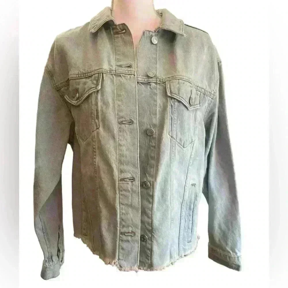 TOPSHOP light blue faded Unfinished bottom hem JEAN JACKET never worn 14